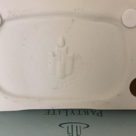 PARTYLITE | XMAS Carolers Candle Holder & 6 Candle - Picture 5 of 8